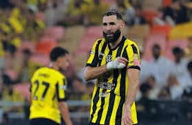 德媒报道桑乔希望重返多特蒙德，但身边人否认这一传闻