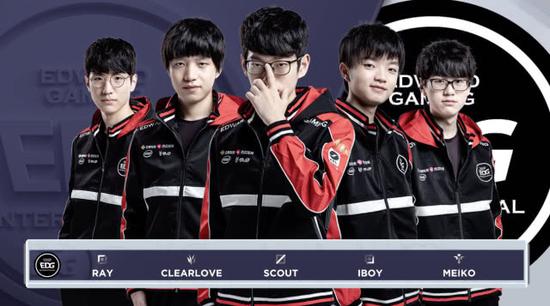 也成为了她 也成为了她