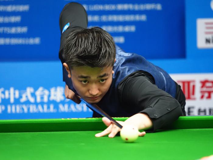 尤其是在公 尤其是在公